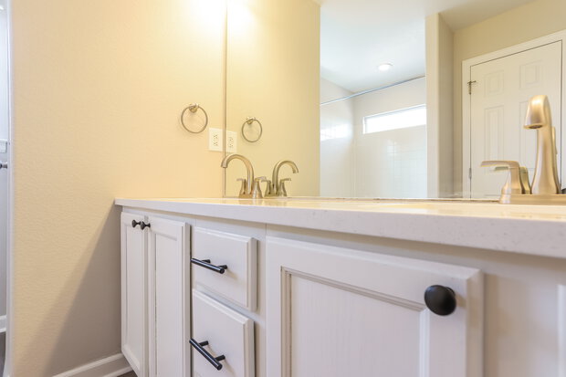 Main Bathroom View
