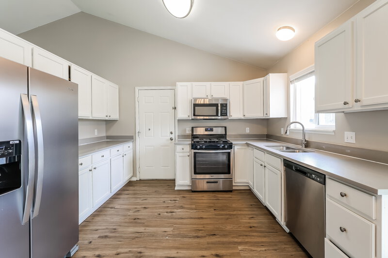 3,010/Mo, 3236 Mather St Brighton, CO 80601 Kitchen View