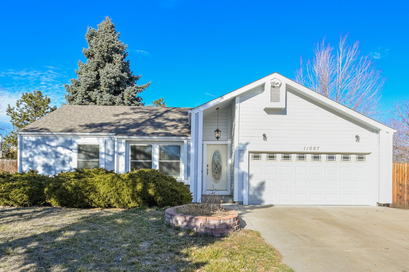 3,175/Mo, 11697 W Bowles Circle Littleton, CO 80127 External View