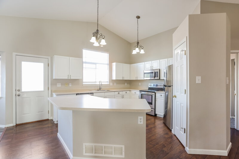 3,285/Mo, 11357 E 116th Ave Commerce City, CO 80640 Misc View 5