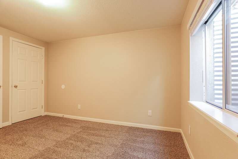 3,225/Mo, 11357 E 116th Ave Commerce City, CO 80640 Bedroom View 2
