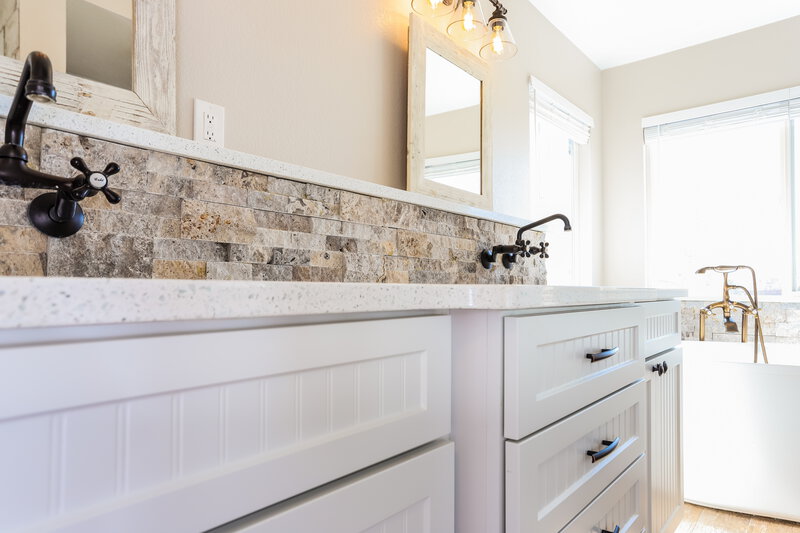 3,050/Mo, 9783 Ironstone Place Parker, CO 80134 Main Bathroom View