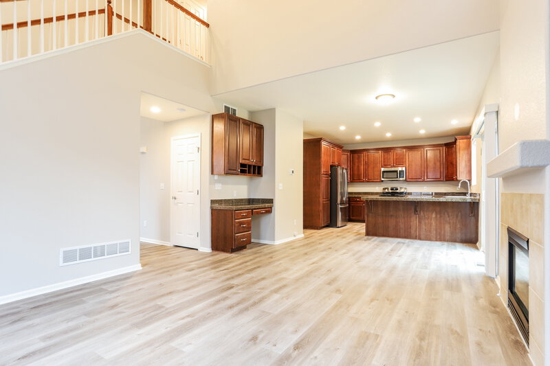 3,180/Mo, 2462 Bellavista St Castle Rock, CO 80109 Living Room View 2