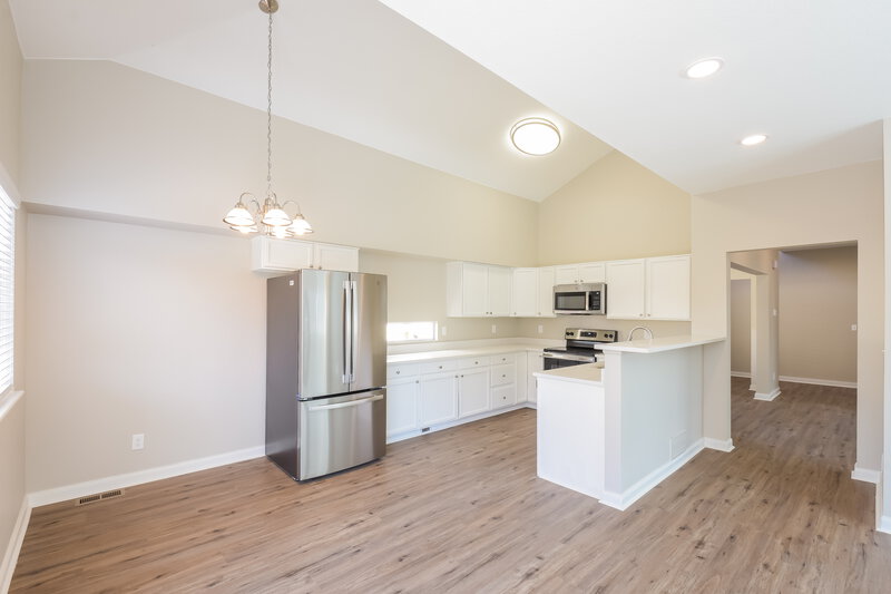 3,620/Mo, 10192 Wyandott Cir N Thornton, CO 80260 Dining Room View