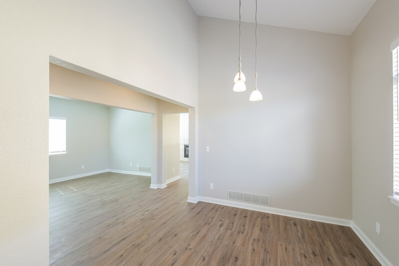 3,620/Mo, 10192 Wyandott Cir N Thornton, CO 80260 Dining Room View 2