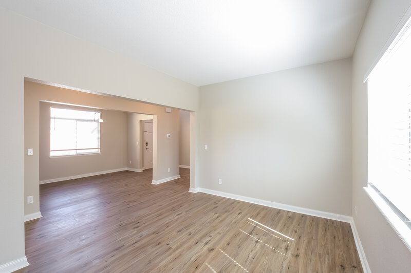 3,620/Mo, 10192 Wyandott Cir N Thornton, CO 80260 Sitting Room View