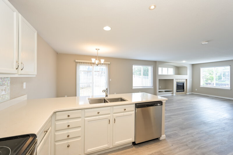 3,120/Mo, 4098 N Liverpool St Denver, CO 80249 Misc View 5