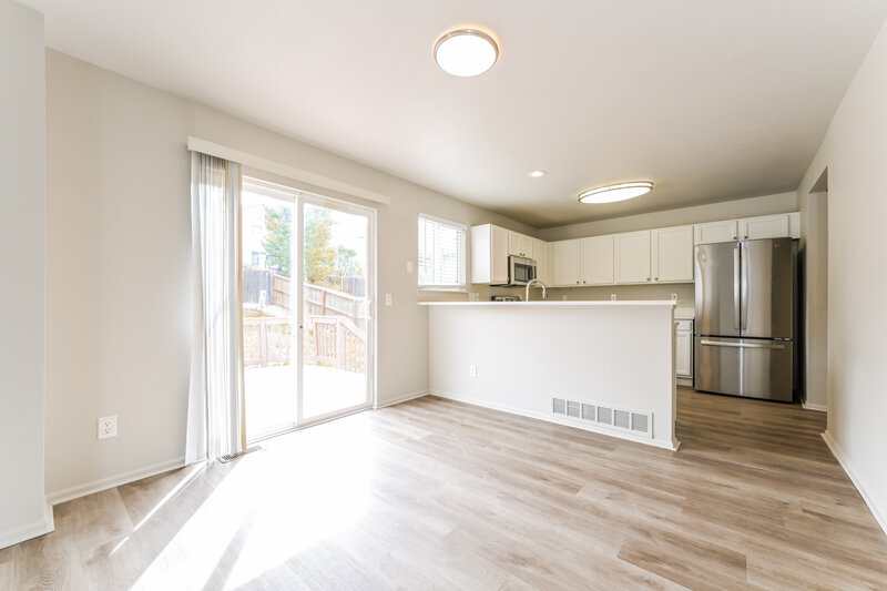 2,870/Mo, 5924 S Wenatchee St Aurora, CO 80015 Dining Room View