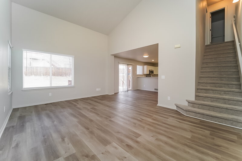 2,870/Mo, 5924 S Wenatchee St Aurora, CO 80015 Living Room View 2