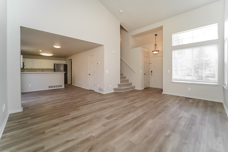 2,870/Mo, 5924 S Wenatchee St Aurora, CO 80015 Living Room View 3