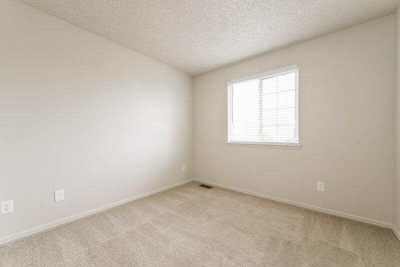 2,870/Mo, 5924 S Wenatchee St Aurora, CO 80015 Bedroom View 3