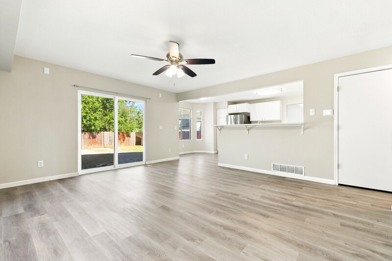 3,180/Mo, 1167 W 133rd Way Westminster, CO 80234 Dining Room View 2