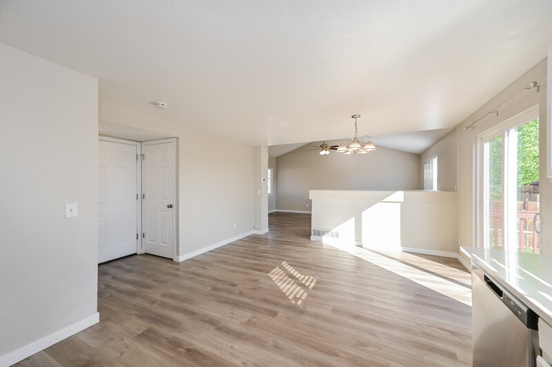 3,000/Mo, 4324 S Halifax St Centennial, CO 80015 Dining Room View 3