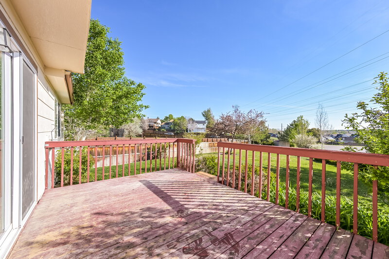 3,000/Mo, 4324 S Halifax St Centennial, CO 80015 Deck View