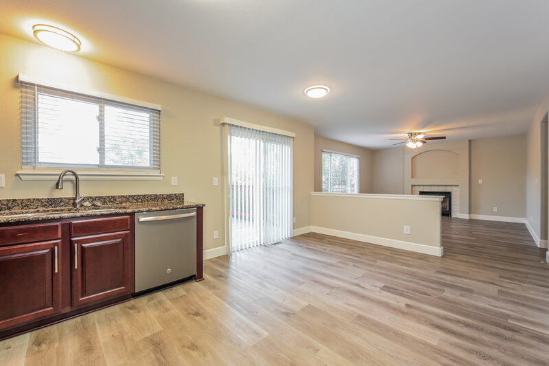 3,300/Mo, 9879 Castle Ridge Cir Highlands Ranch, CO 80129 Dining Room View