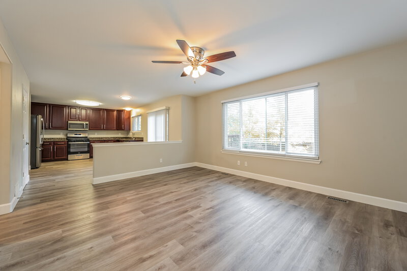 3,300/Mo, 9879 Castle Ridge Cir Highlands Ranch, CO 80129 Dining Room View 2