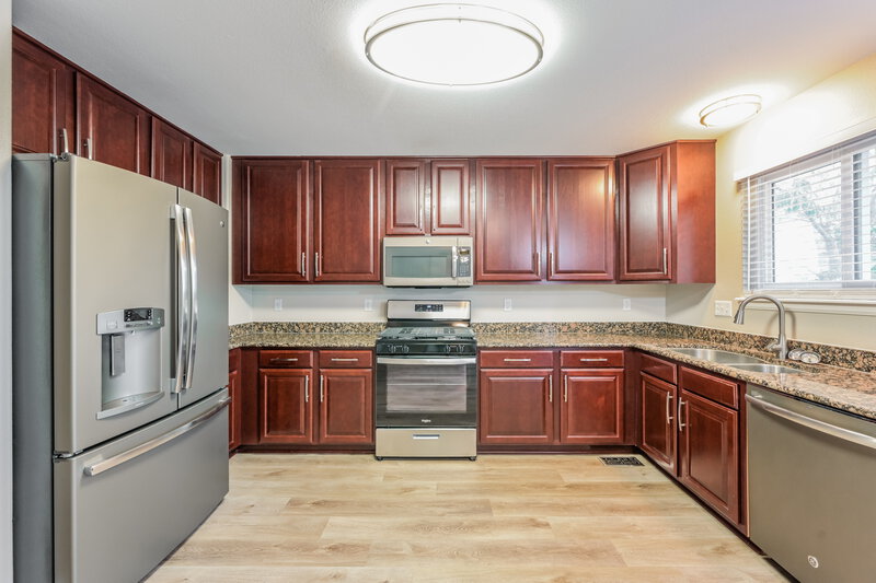 3,300/Mo, 9879 Castle Ridge Cir Highlands Ranch, CO 80129 Kitchen View