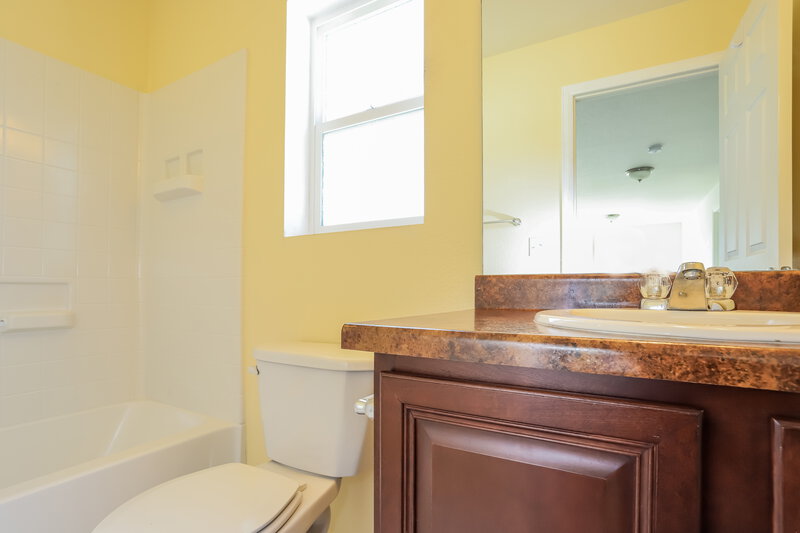 3,510/Mo, 3650 Sky Church Dr Castle Rock, CO 80109 Bathroom View