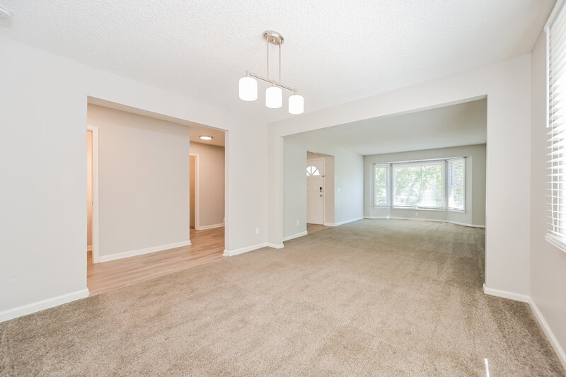 3,605/Mo, 16787 E Prentice Cir Centennial, CO 80015 Dining Room View