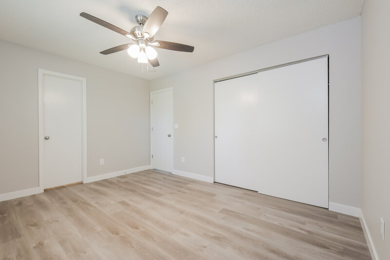 2,690/Mo, 5763 S Quatar Cir Centennial, CO 80015 Main Bedroom View 2