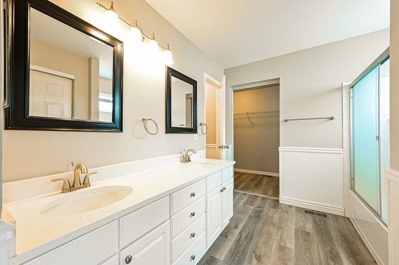 3,110/Mo, 4060 Storm Cloud Way Castle Rock, CO 80104 Main Bathroom View