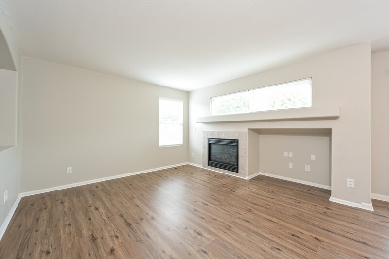 3,160/Mo, 20194 E Grand Ln Aurora, CO 80015 Living Room View