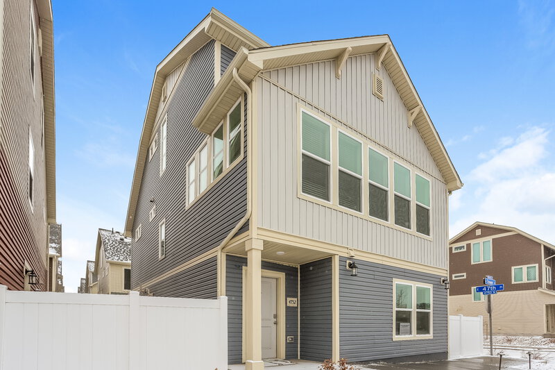 3,055/Mo, 4752 N. Tower Rd Denver, CO 80249 External View