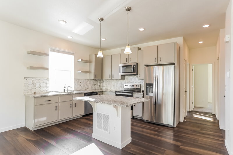 2,520/Mo, 18553 E. 47th Place Denver, CO 80249 Kitchen View