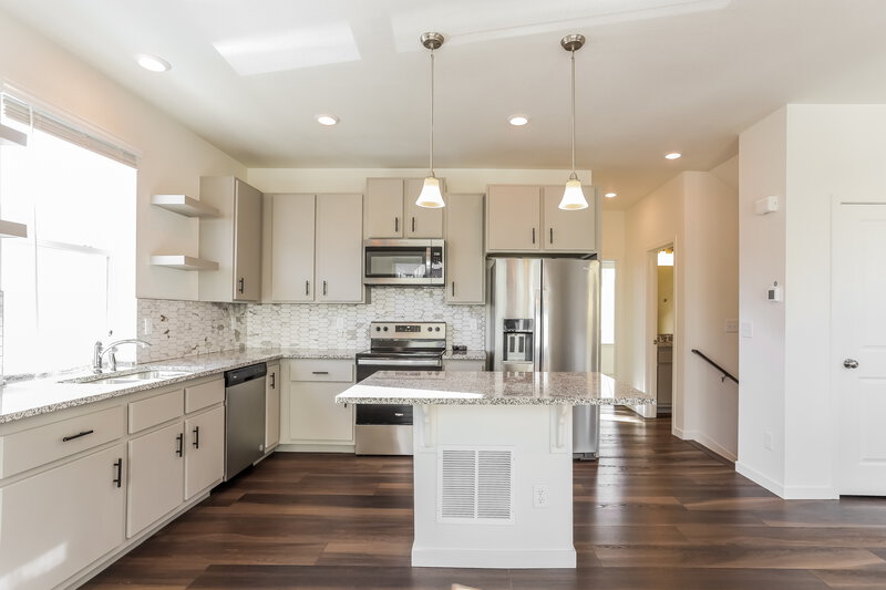 2,520/Mo, 18553 E. 47th Place Denver, CO 80249 Kitchen View 2