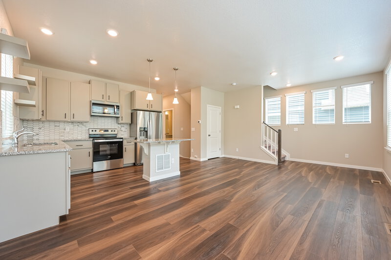 2,840/Mo, 18555 E. 47th Place Denver, CO 80249 Dining Room View