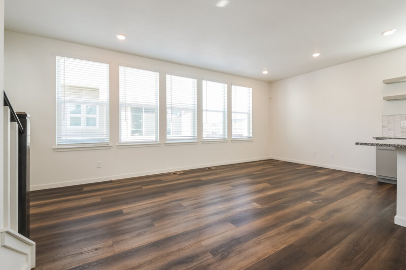 2,565/Mo, 18577 E. 47th Place Denver, CO 80249 Living Room View