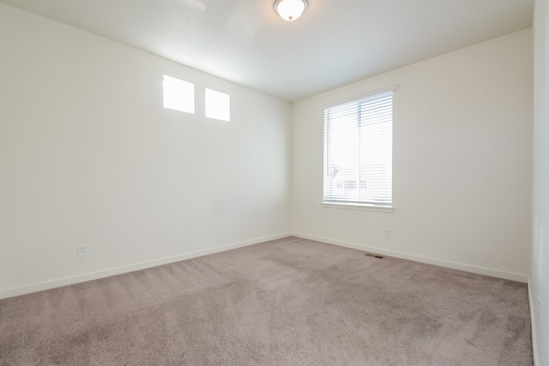 2,565/Mo, 18577 E. 47th Place Denver, CO 80249 Bedroom View 2