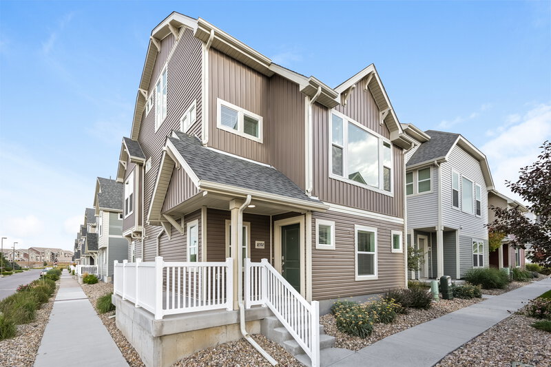 2,550/Mo, 18592 E. 47th Drive Denver, CO 80249 External View