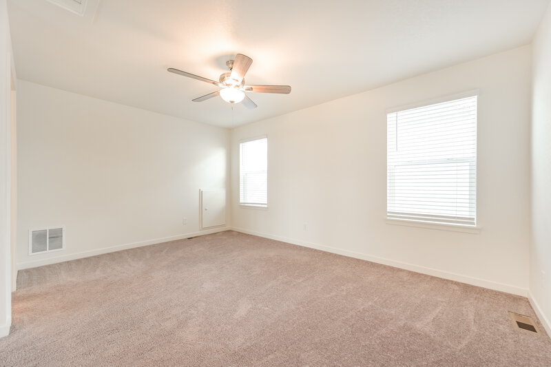 2,550/Mo, 18592 E. 47th Drive Denver, CO 80249 Main Bedroom View 2