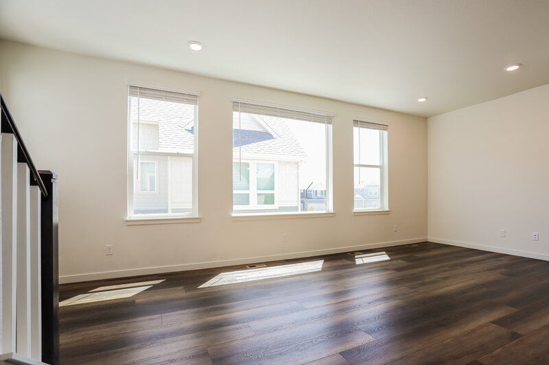 2,910/Mo, 18601 E. 47th Place Denver, CO 80249 Living Room View