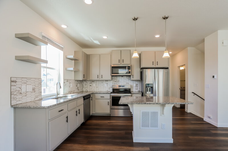 2,910/Mo, 18601 E. 47th Place Denver, CO 80249 Kitchen View