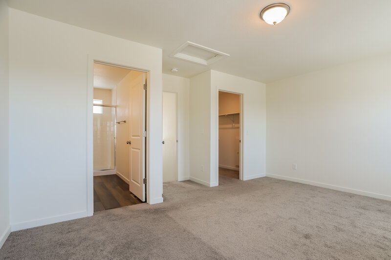 2,910/Mo, 18601 E. 47th Place Denver, CO 80249 Main Bedroom View 2