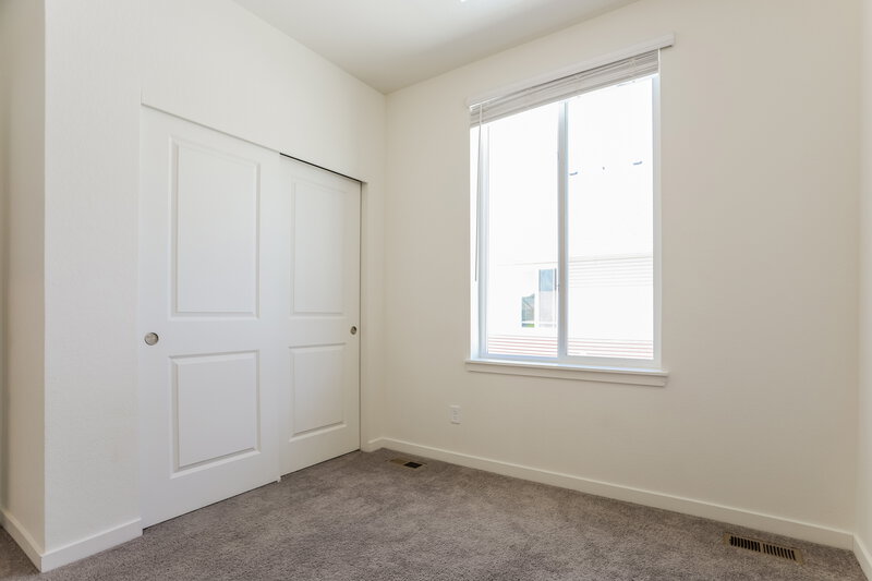 2,910/Mo, 18601 E. 47th Place Denver, CO 80249 Bedroom View 2