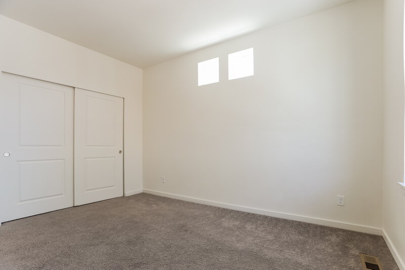 2,910/Mo, 18601 E. 47th Place Denver, CO 80249 Bedroom View 3