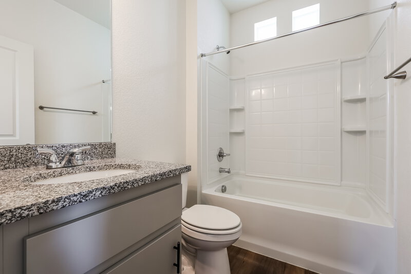 3,000/Mo, 18601 E. 47th Place Denver, CO 80249 Bathroom View