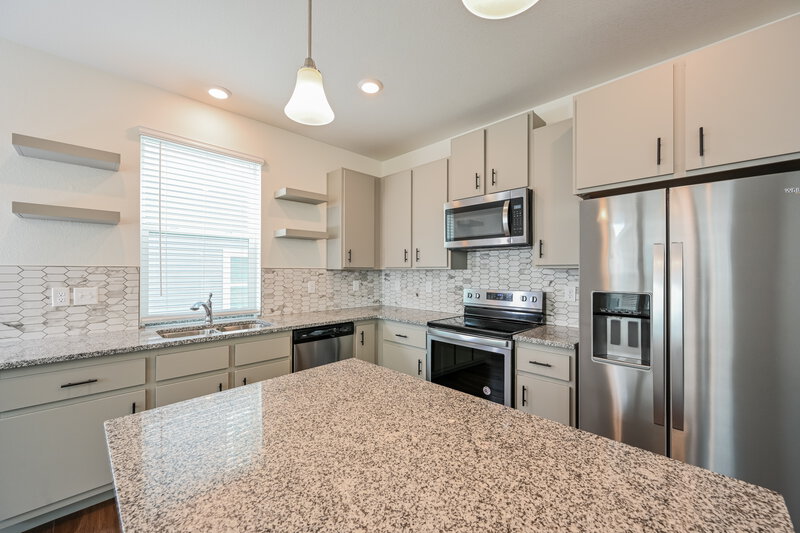 2,985/Mo, 18607 E. 47th Place Denver, CO 80249 Kitchen View
