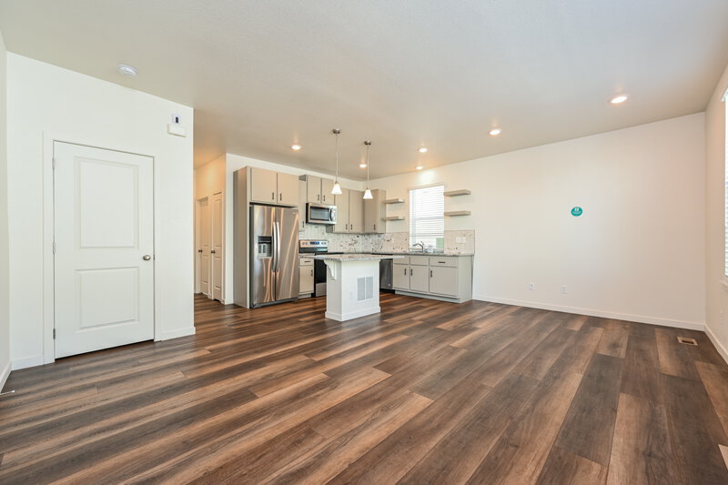 2,650/Mo, 18609 E. 47th Place Denver, CO 80249 Misc View 3