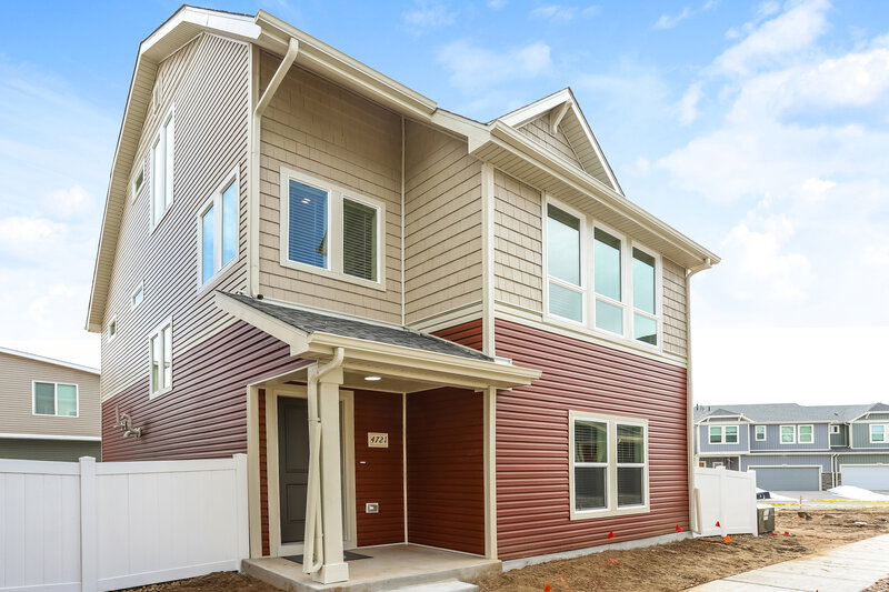 2,930/Mo, 4721 N. Tower Drive Denver, CO 80249 External View