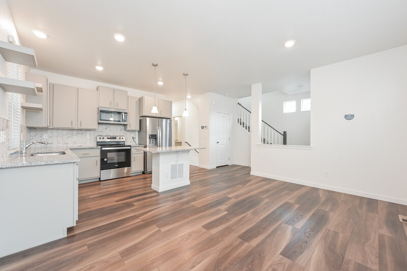 2,520/Mo, 18584 E. 47th Place Denver, CO 80249 Dining Room View 2