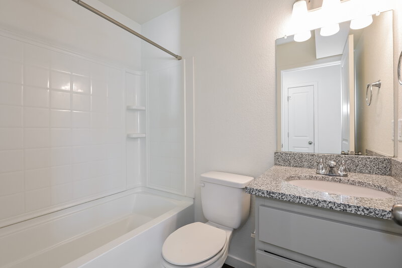 2,565/Mo, 4713 N. Tower Drive Denver, CO 80249 Bathroom View