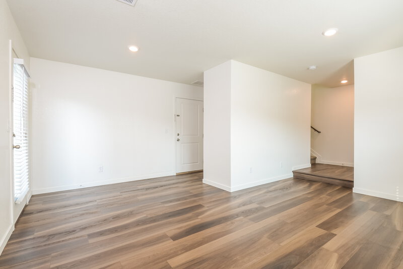 2,520/Mo, 4711 N. Tower Drive Denver, CO 80249 Sitting Room View