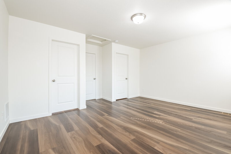 2,520/Mo, 4711 N. Tower Drive Denver, CO 80249 Main Bedroom View 2