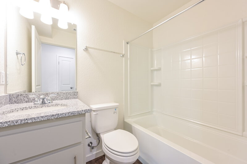 2,875/Mo, 18569 E. 47th Avenue Denver, CO 80249 Bathroom View 2