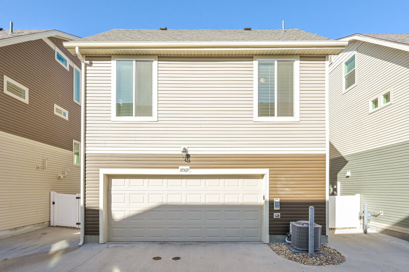 2,875/Mo, 18569 E. 47th Avenue Denver, CO 80249 Rear View