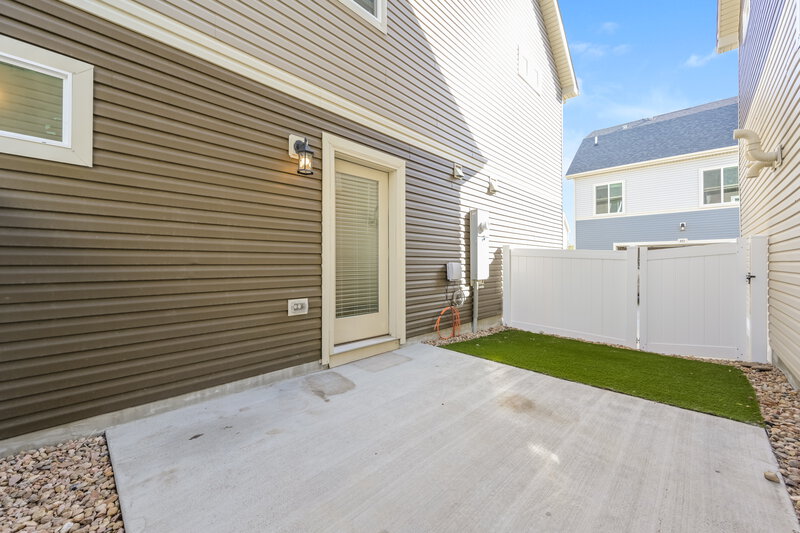 2,875/Mo, 18569 E. 47th Avenue Denver, CO 80249 Rear View 2
